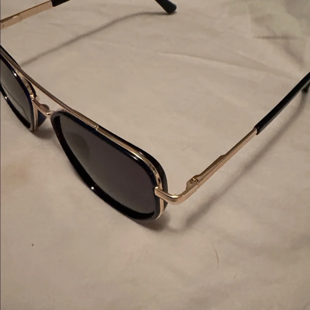 Polarized Black & Gold Square Sunglasses